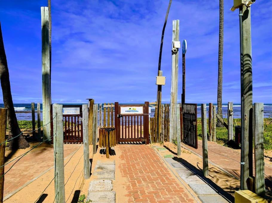 Piscinas Naturais de Praia do Forte Exterior foto